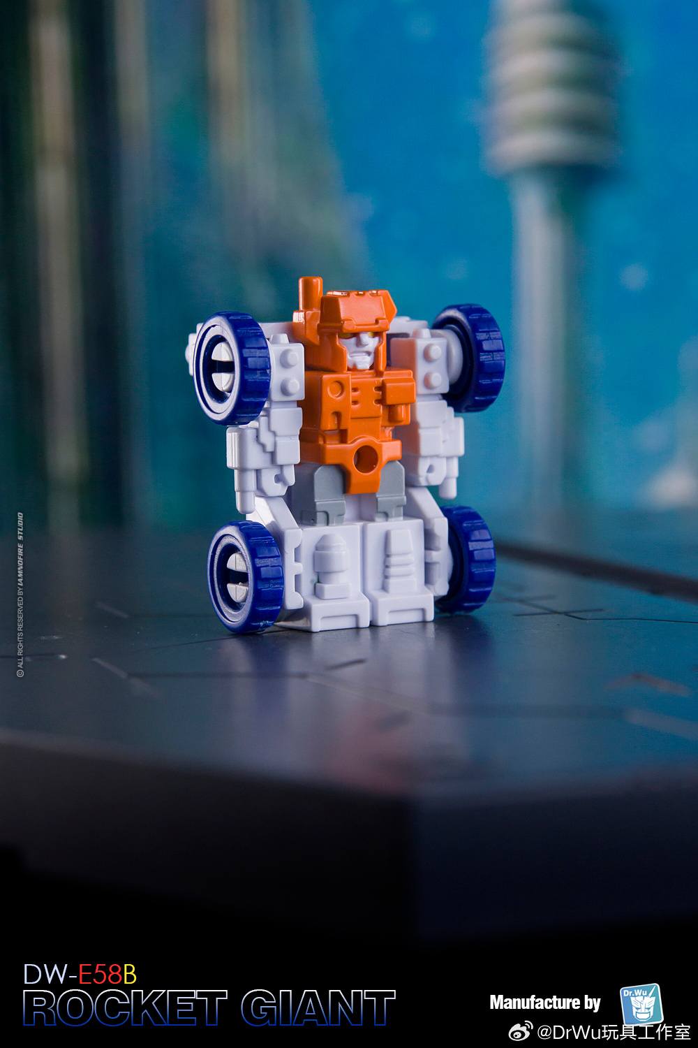 DW-E58B Rocket Giant Gallery Image 5