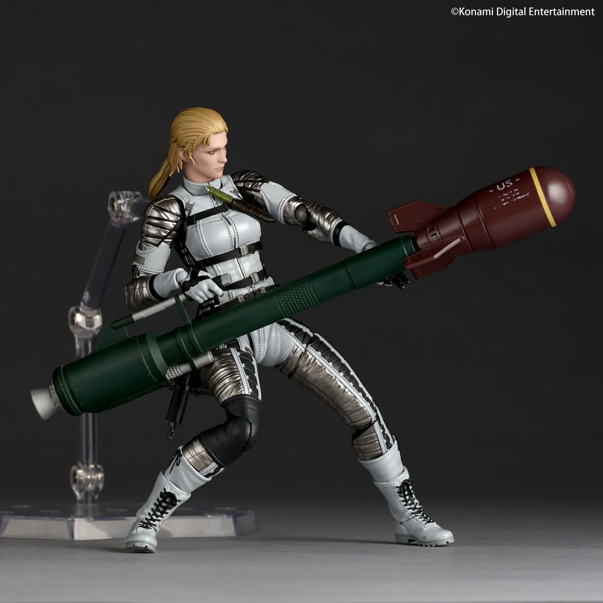Metal Gear Solid Delta: Snake Eater Amazing Yamaguchi Revoltech NR117 The Boss Action Figure Gallery Image 5