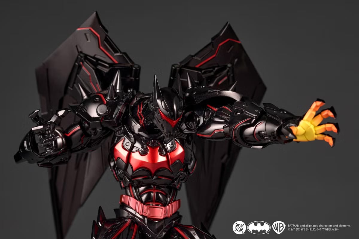 DC Comics Amazing Yamaguchi Revoltech NR116 Hellbat Action Figure