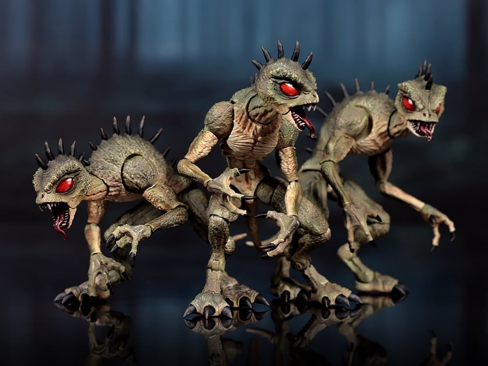 The Crypt: Chupacabras 1/12 Scale Action Figure Three-Pack