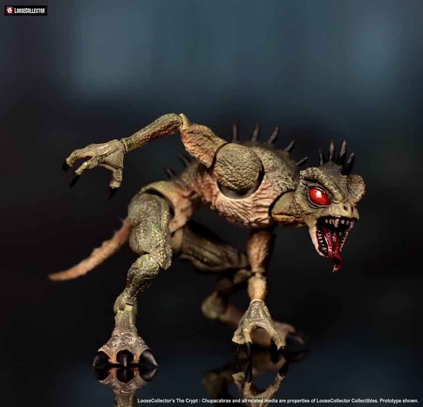 The Crypt: Chupacabras 1/12 Scale Action Figure Three-Pack Gallery Image 9