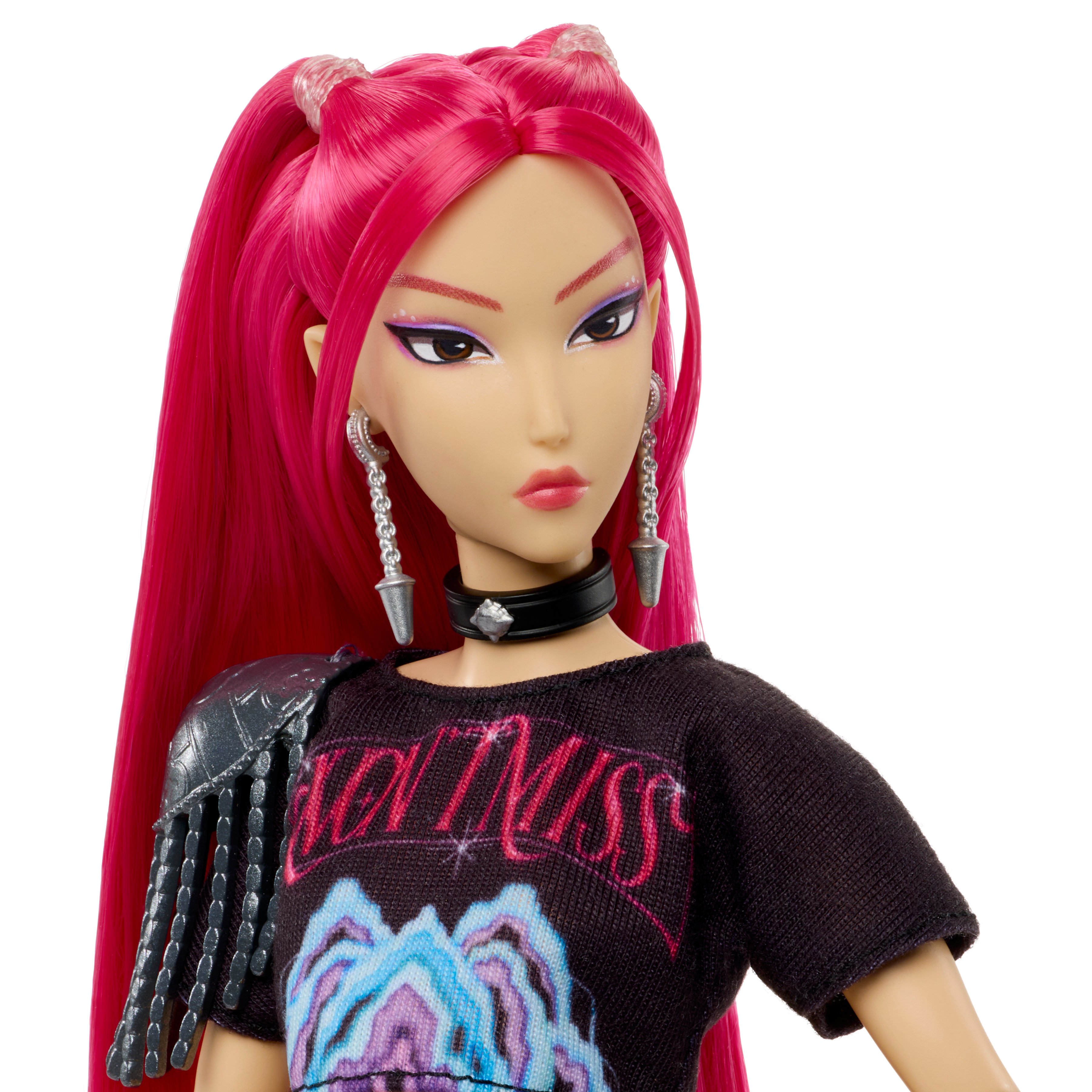 KPop Demon Hunters HUNTR/X Mira "How It's Done" Doll Gallery Image 5