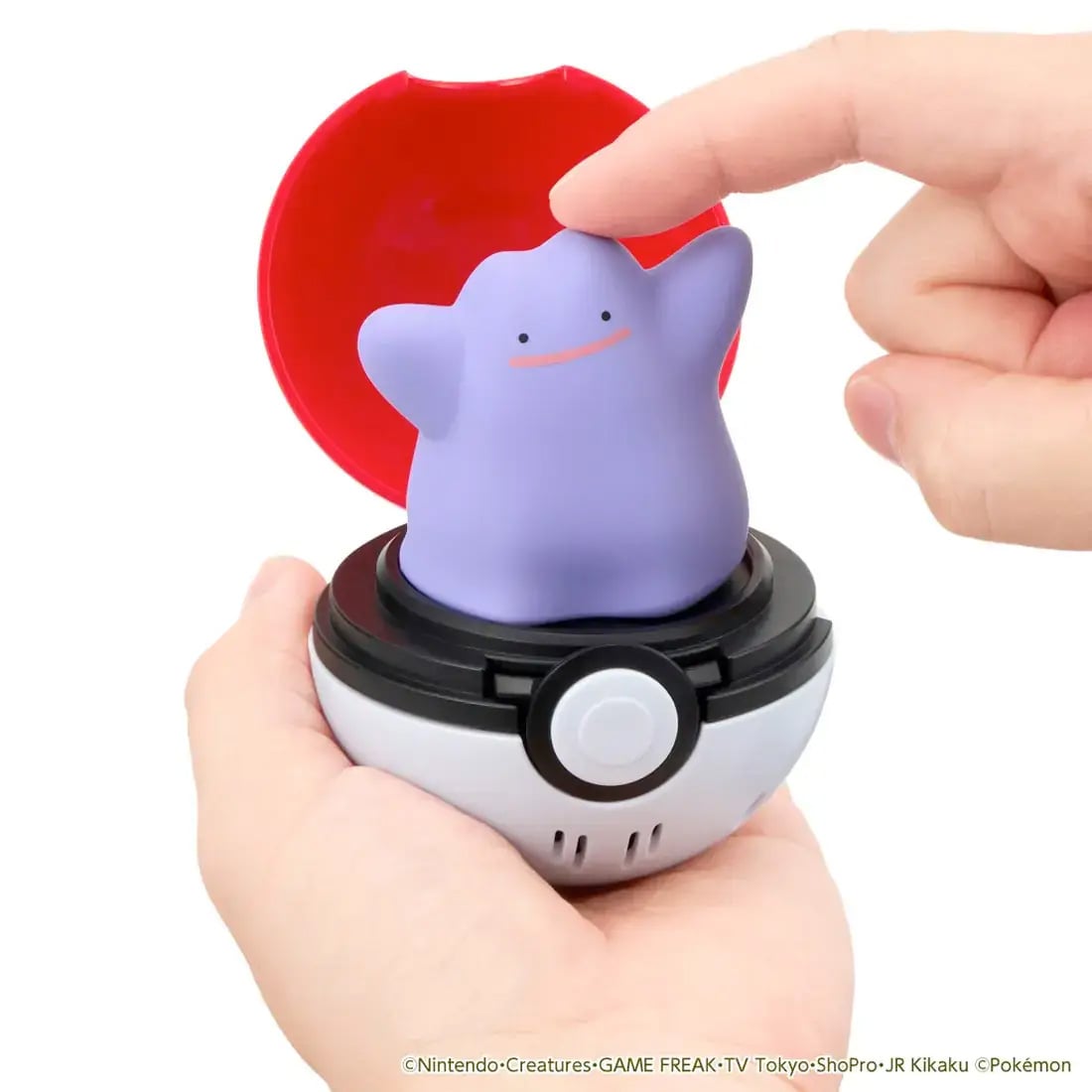 Pokemon Pyokopunyu Ditto Press & Pop Pokeball Gallery Image 5