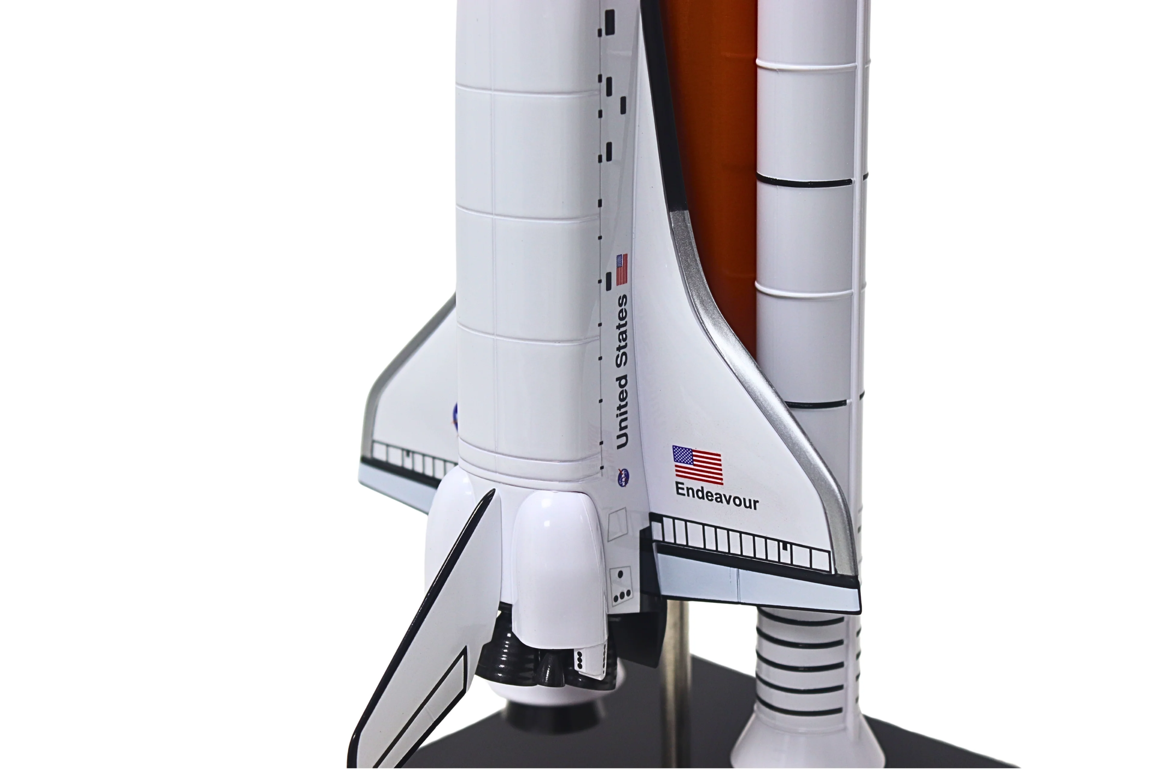 Executive Series Space Shuttle Endeavour Full Stack 1/200 Scale
