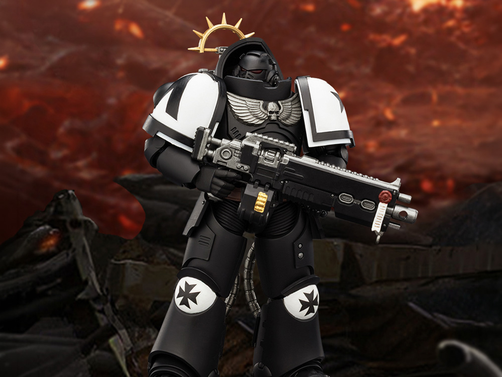 Warhammer 40,000: Space Marine 2 Black Templars Heavy Intercessor with Heavy Bolt Rifle and Bolt Pistol (Game Edition) 1/18 Scale Action Figure Gallery Image 1