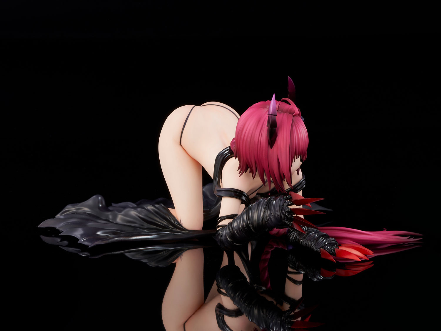 To Love-Ru Darkness Mea Kurosaki (Renewal Package Darkness Ver.) 1/6 Scale Figure Gallery Image 13