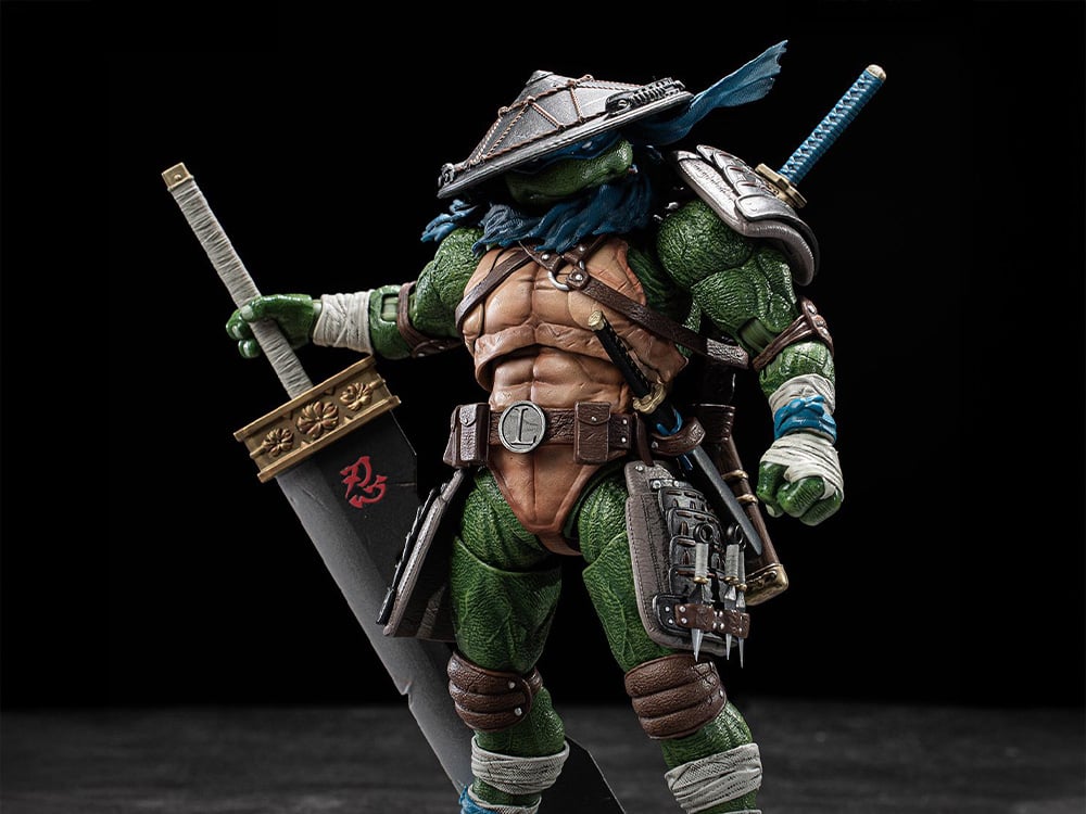 Teenage Mutant Ninja Turtles HB0103 Leonardo (Deluxe Ver.) Action