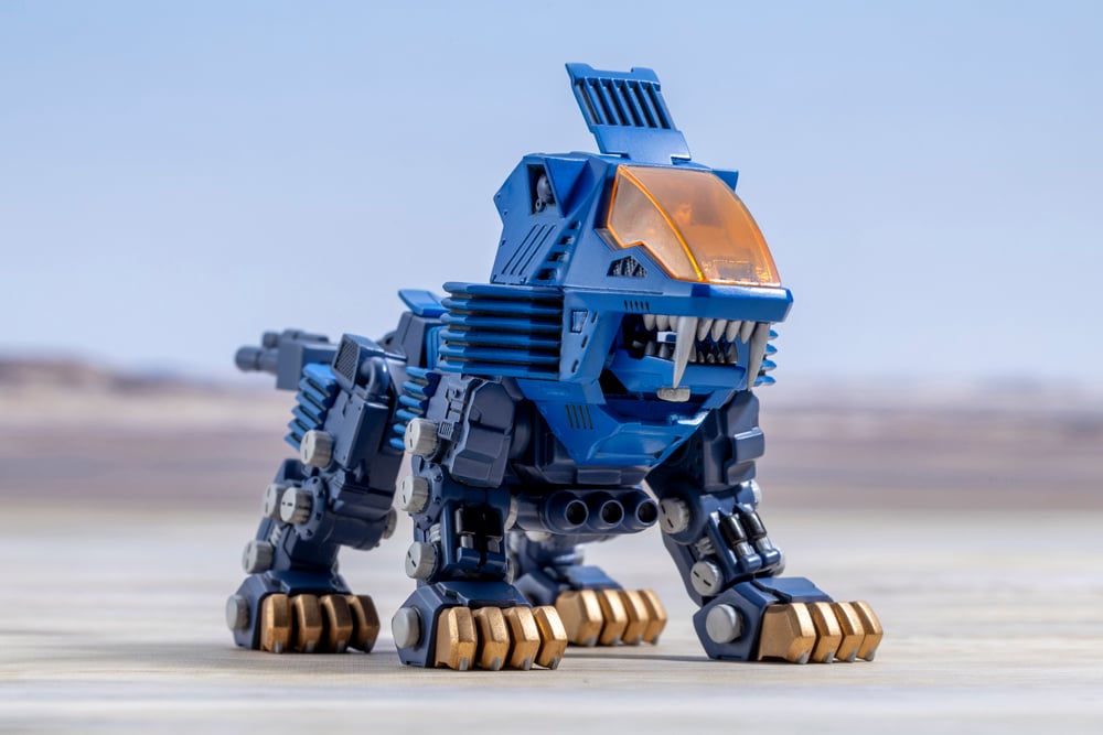 Zoids: Chaotic Century D-Style Shield Liger (Clear Parts Append) Model Kit Gallery Image 4