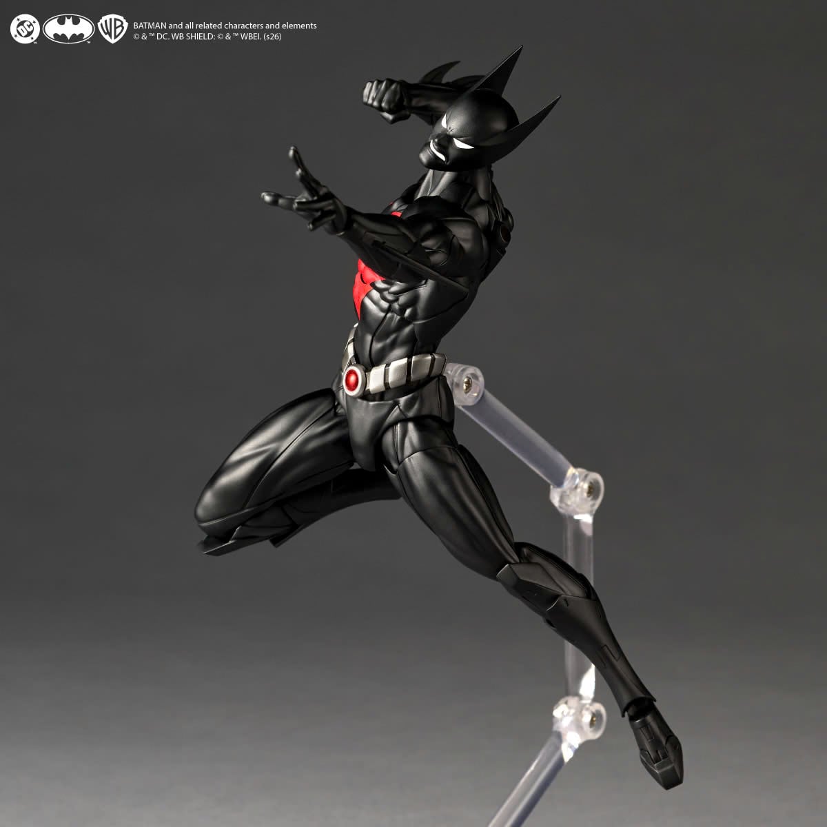 Batman Beyond Amazing Yamaguchi Revoltech NR128 Batman Action Figure Gallery Image 5