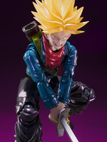 Dragon Ball Z S.H.Figuarts Super Saiyan Future Trunks (Exclusive Edition) Action Figure Gallery Image 2