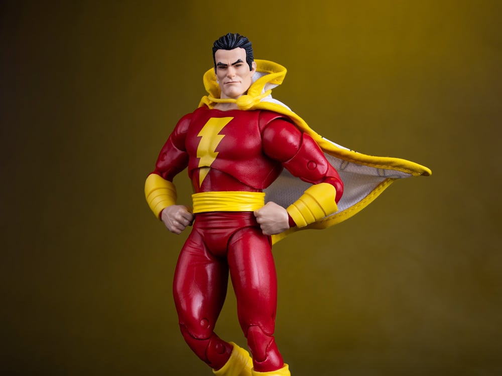 The Power of Shazam! DC Multiverse Shazam Action Figure Gallery Image 1