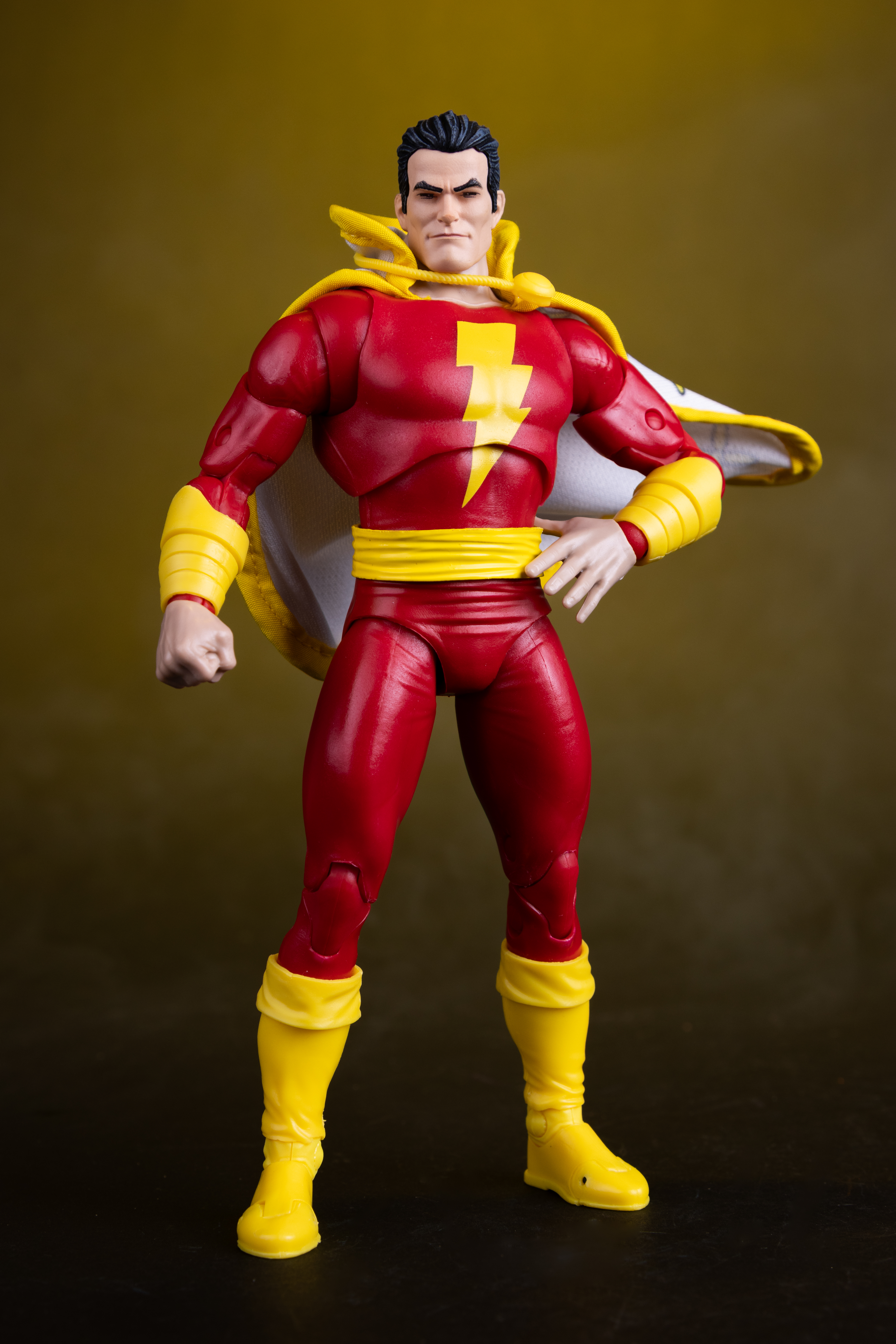 The Power of Shazam! DC Multiverse Shazam Action Figure Gallery Image 3