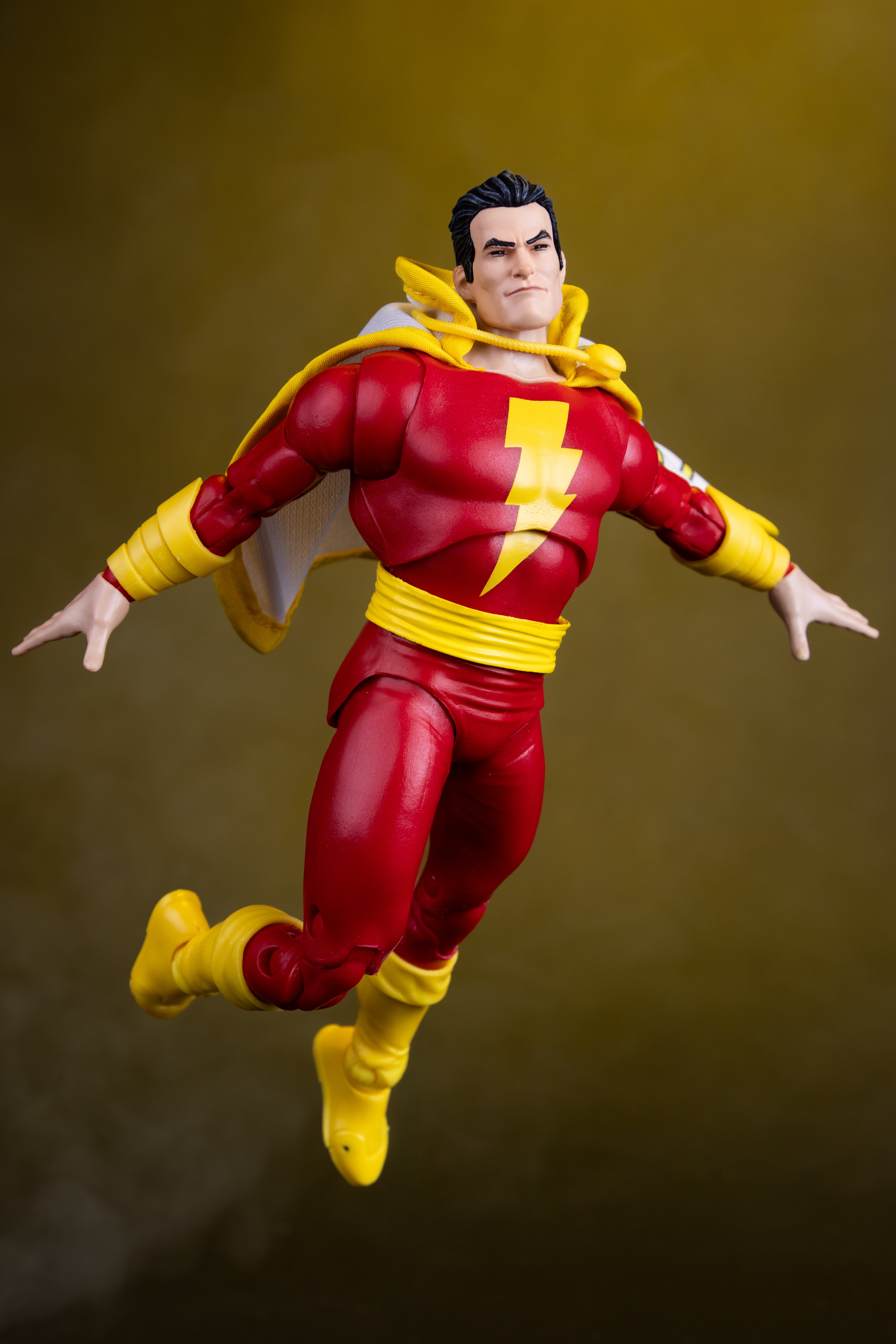 The Power of Shazam! DC Multiverse Shazam Action Figure Gallery Image 6