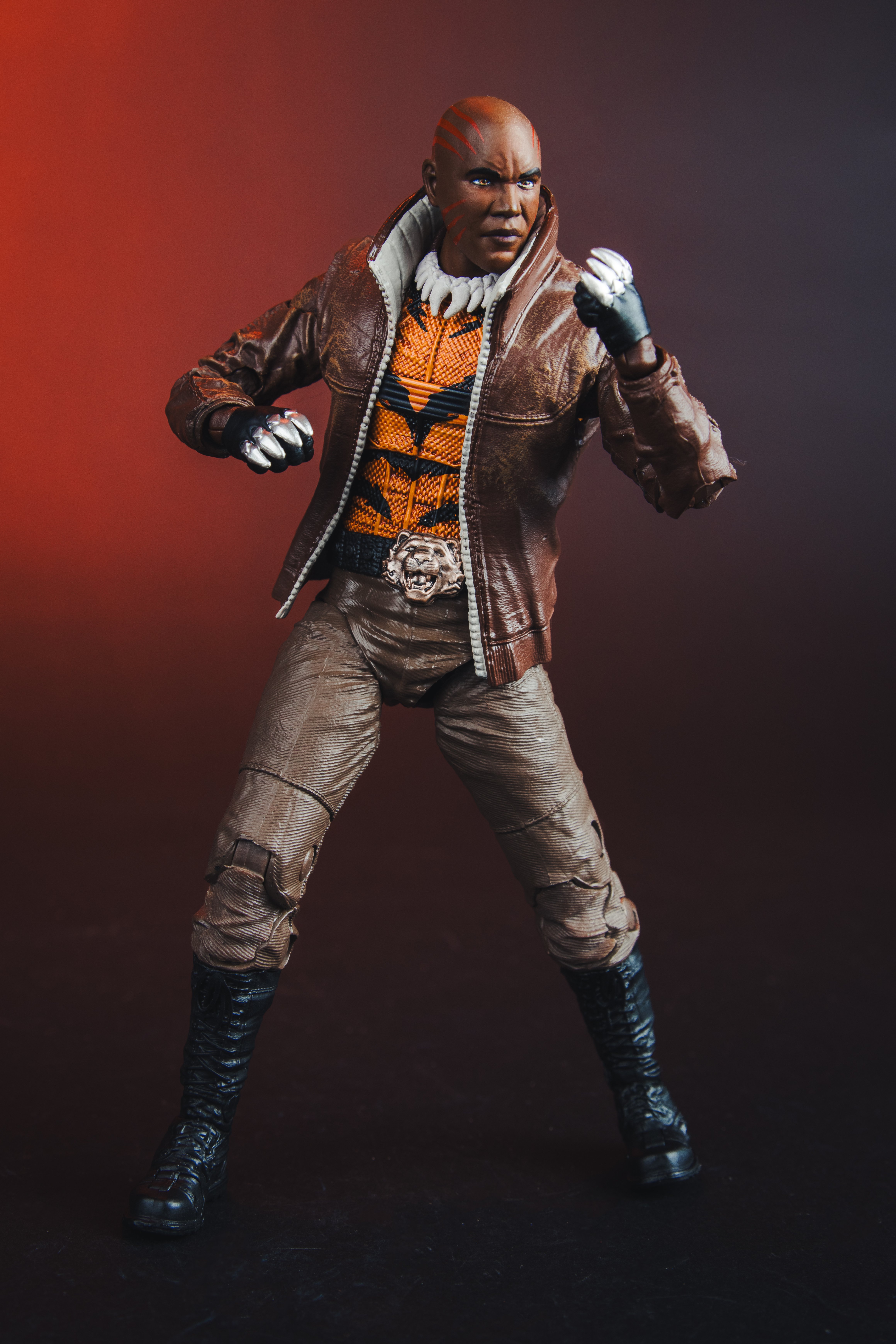 The New 52 DC Multiverse Bronze Tiger Action Figure Gallery Image 6