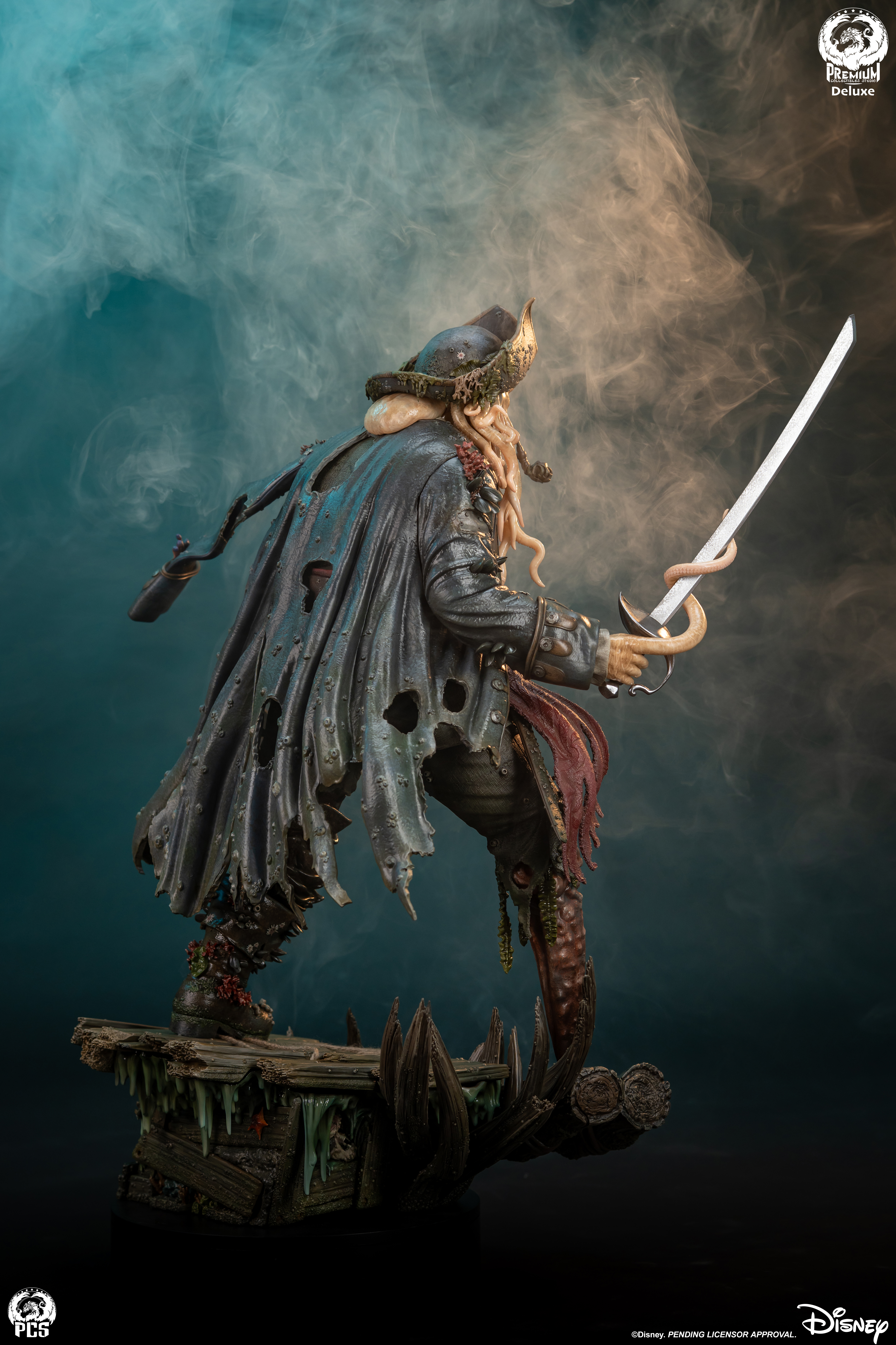Pirates of the Caribbean Davy Jones (Deluxe Edition) 1/3 Scale Limited Edition Statue Gallery Image 8