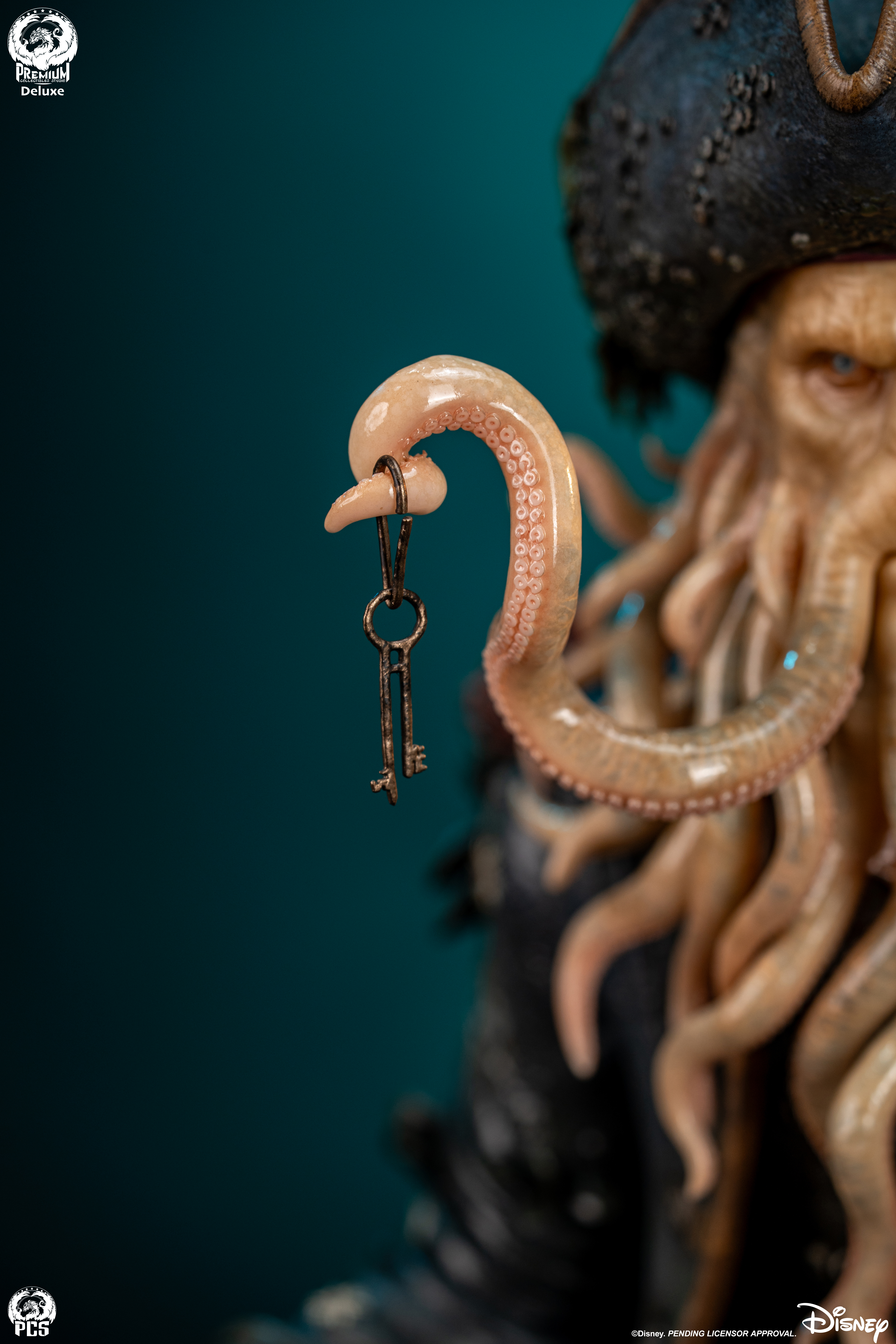 Pirates of the Caribbean Davy Jones (Deluxe Edition) 1/3 Scale Limited Edition Statue Gallery Image 19