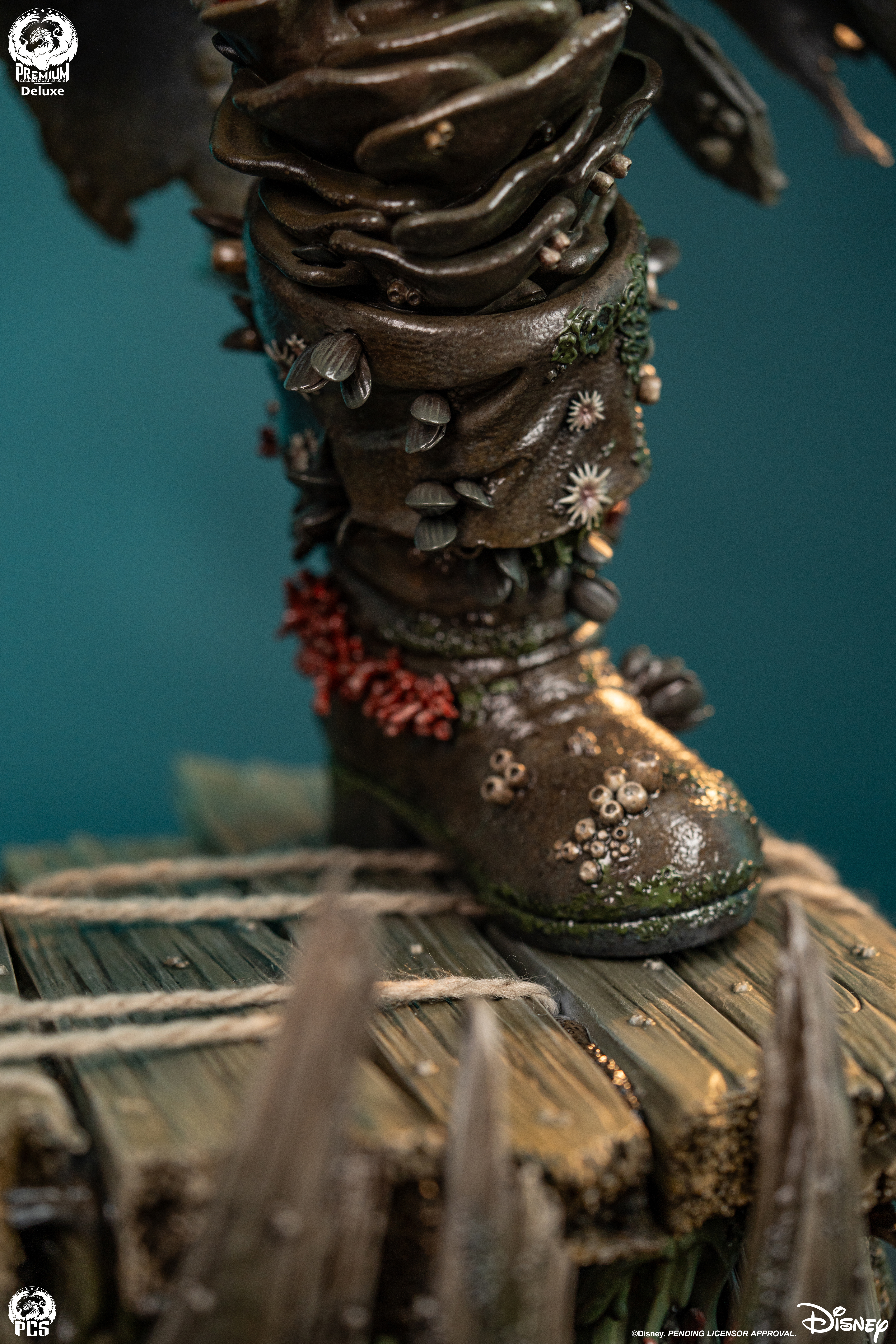 Pirates of the Caribbean Davy Jones (Deluxe Edition) 1/3 Scale Limited Edition Statue Gallery Image 33