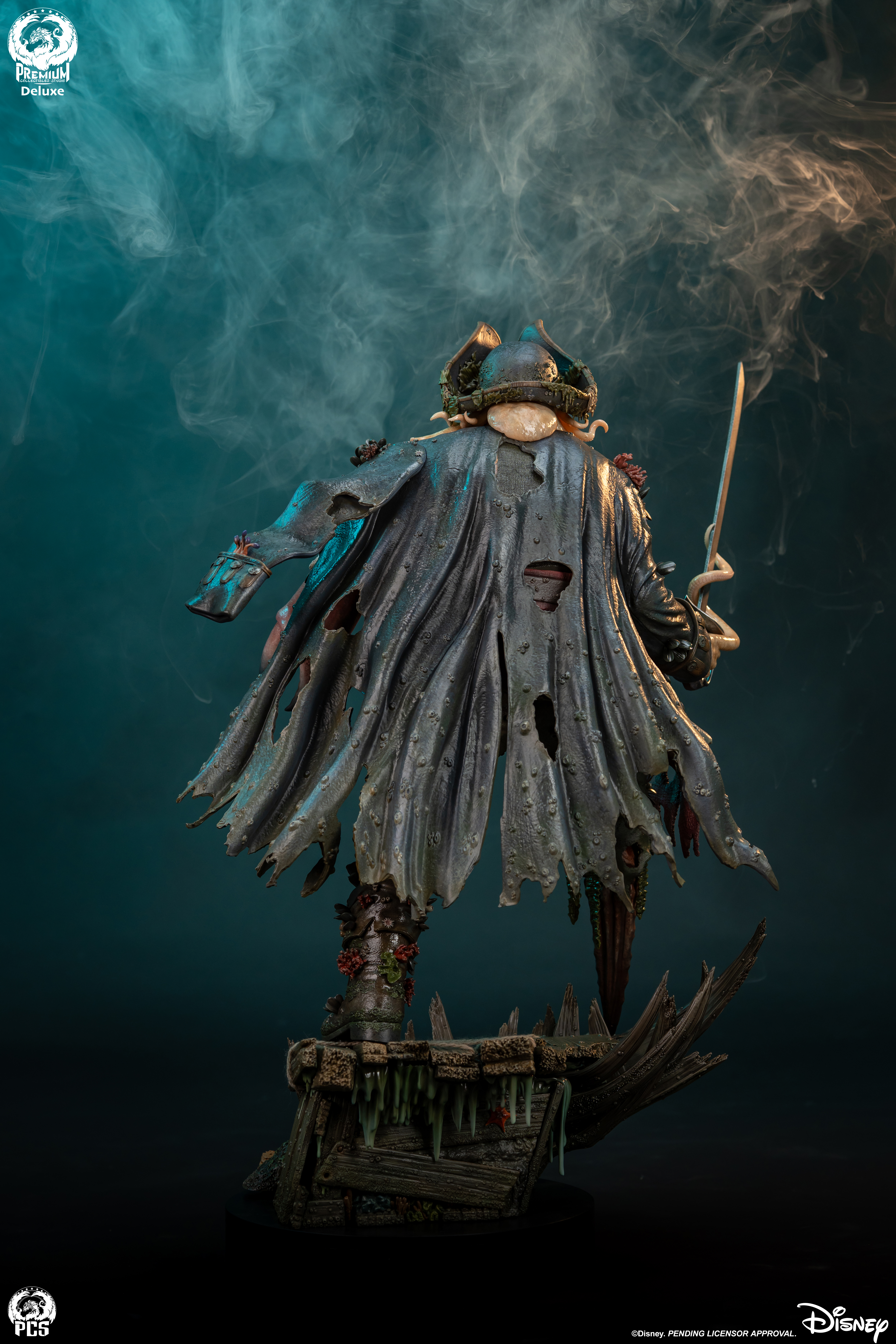 Pirates of the Caribbean Davy Jones (Deluxe Edition) 1/3 Scale Limited Edition Statue Gallery Image 7