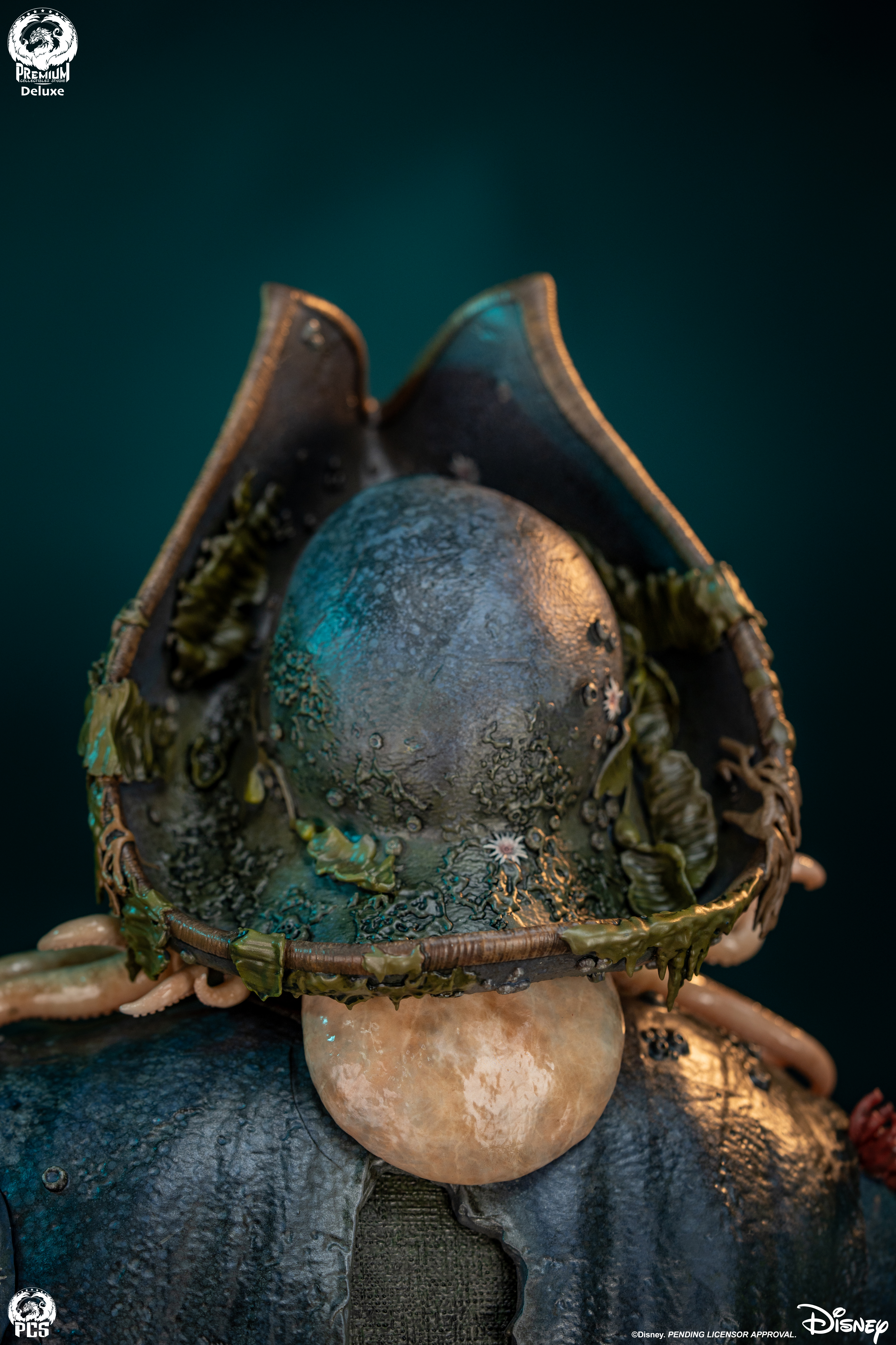 Pirates of the Caribbean Davy Jones (Deluxe Edition) 1/3 Scale Limited Edition Statue Gallery Image 27