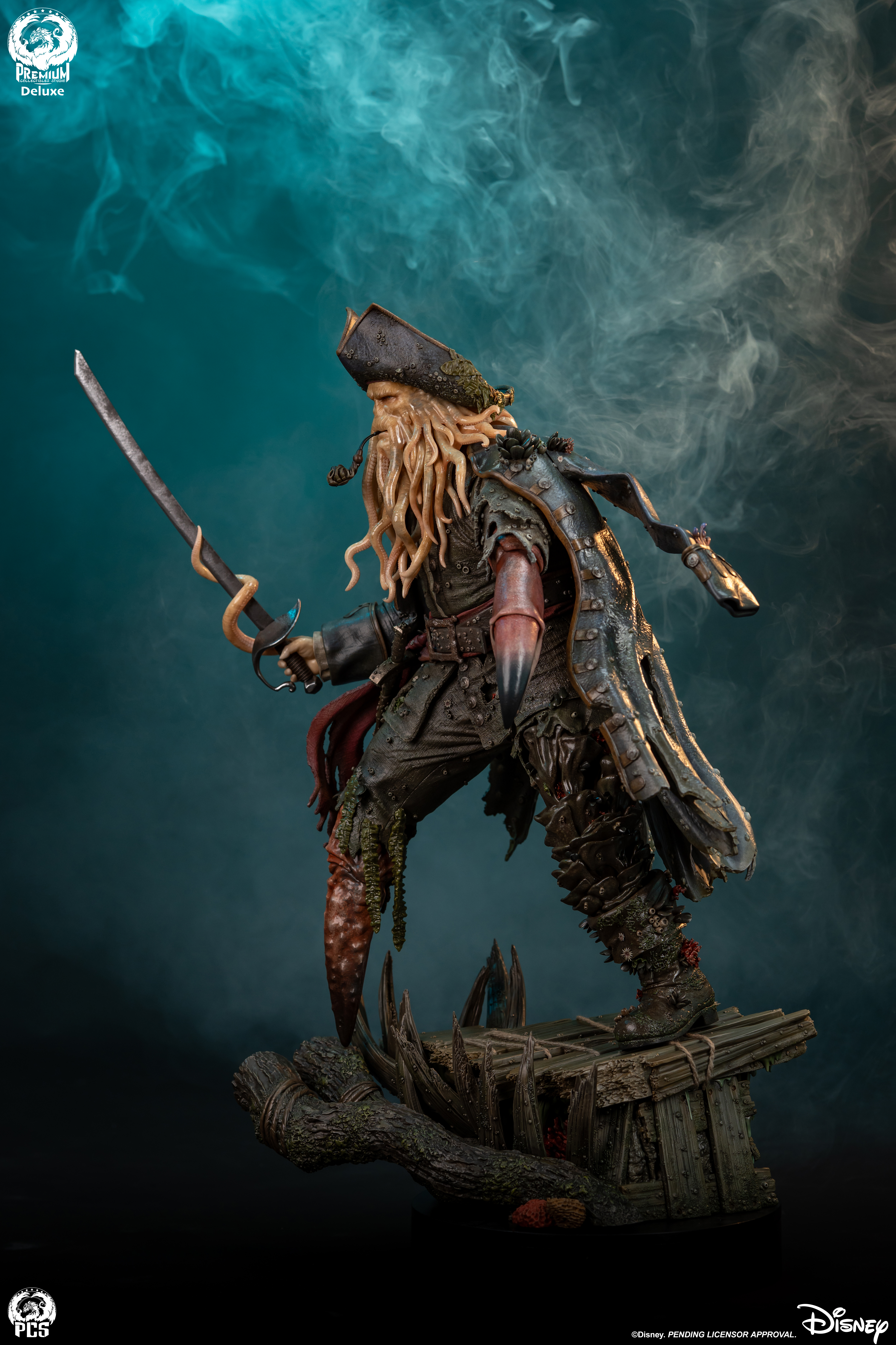 Pirates of the Caribbean Davy Jones (Deluxe Edition) 1/3 Scale Limited Edition Statue Gallery Image 10