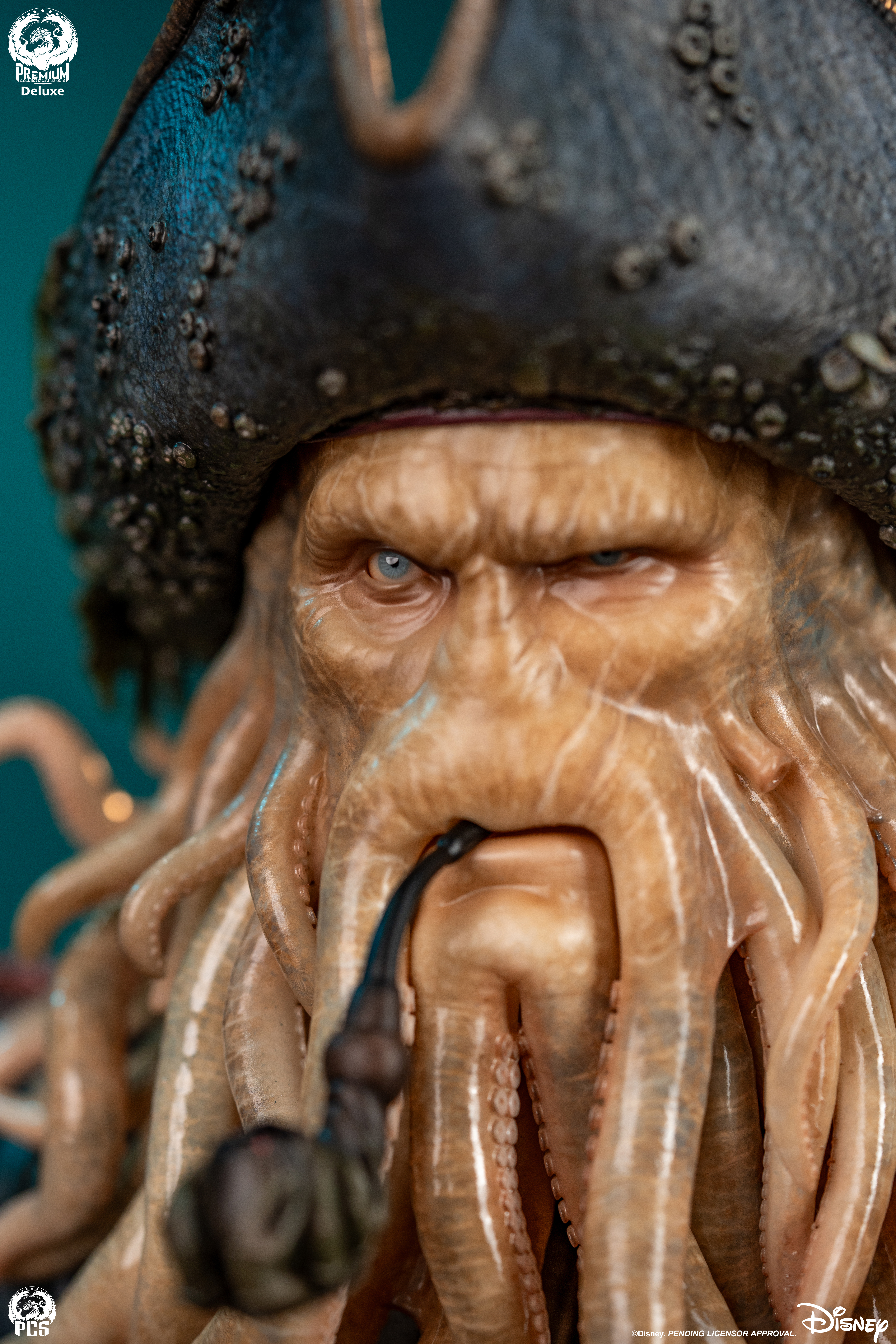 Pirates of the Caribbean Davy Jones (Deluxe Edition) 1/3 Scale Limited Edition Statue Gallery Image 24