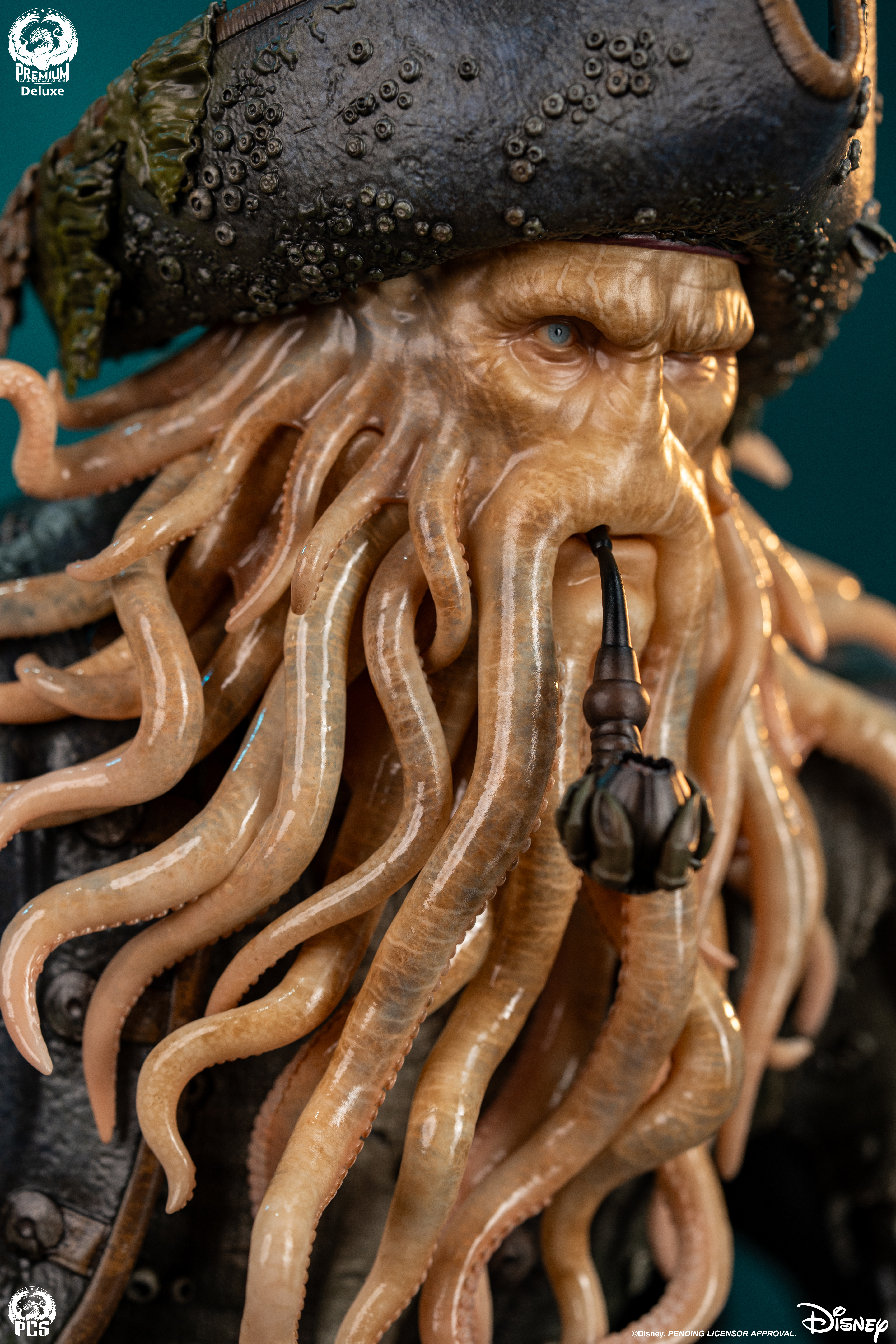 Pirates of the Caribbean Davy Jones (Deluxe Edition) 1/3 Scale Limited Edition Statue Gallery Image 18