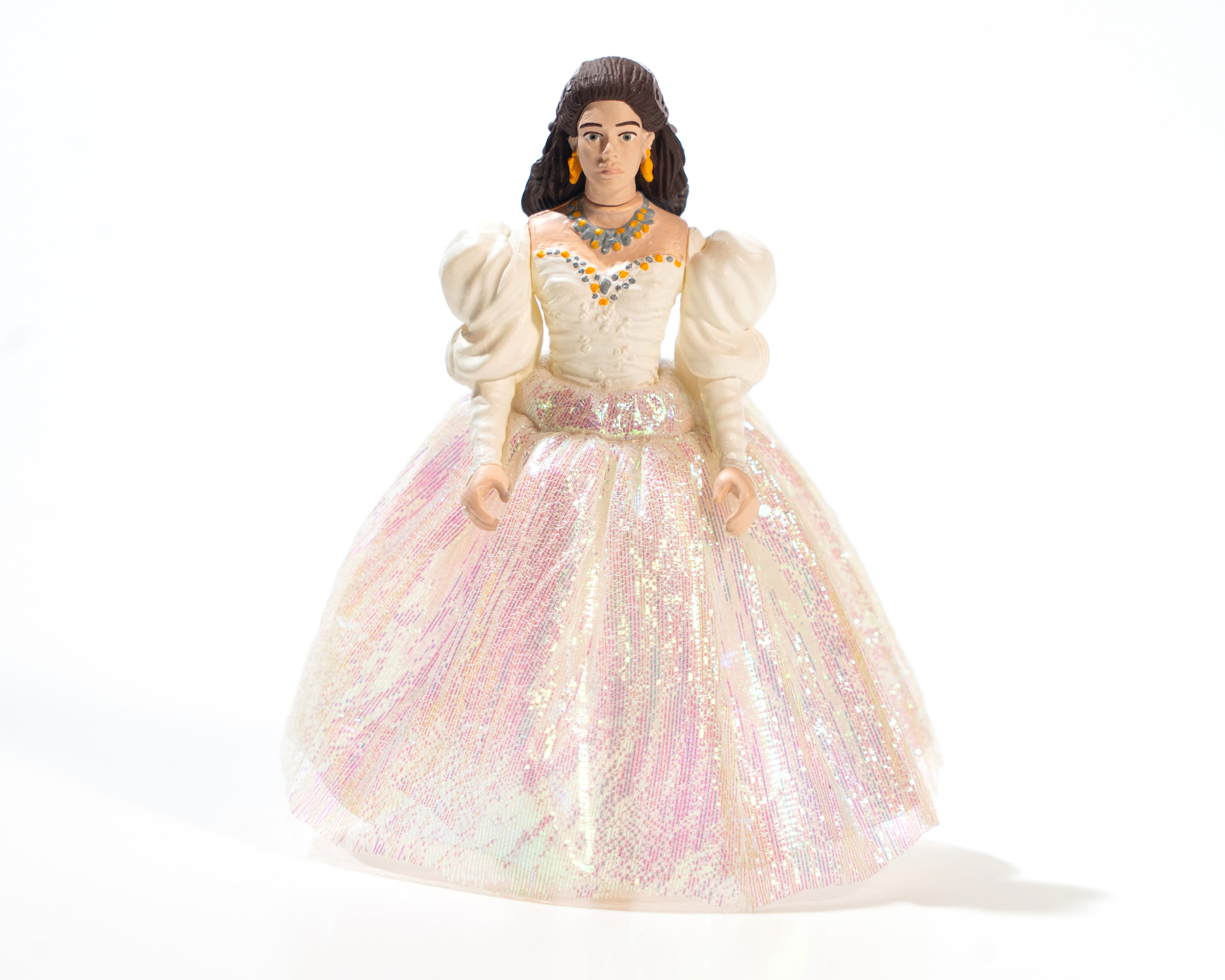 Labyrinth 40th Anniversary Sarah (Masquerade) Retro Action Figure