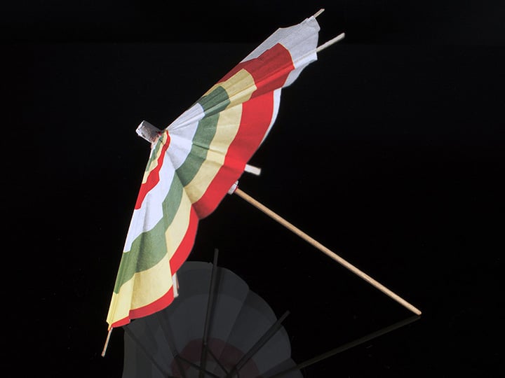 Kaylee's Shindig Parasols - 30 Pack Gallery Image 1