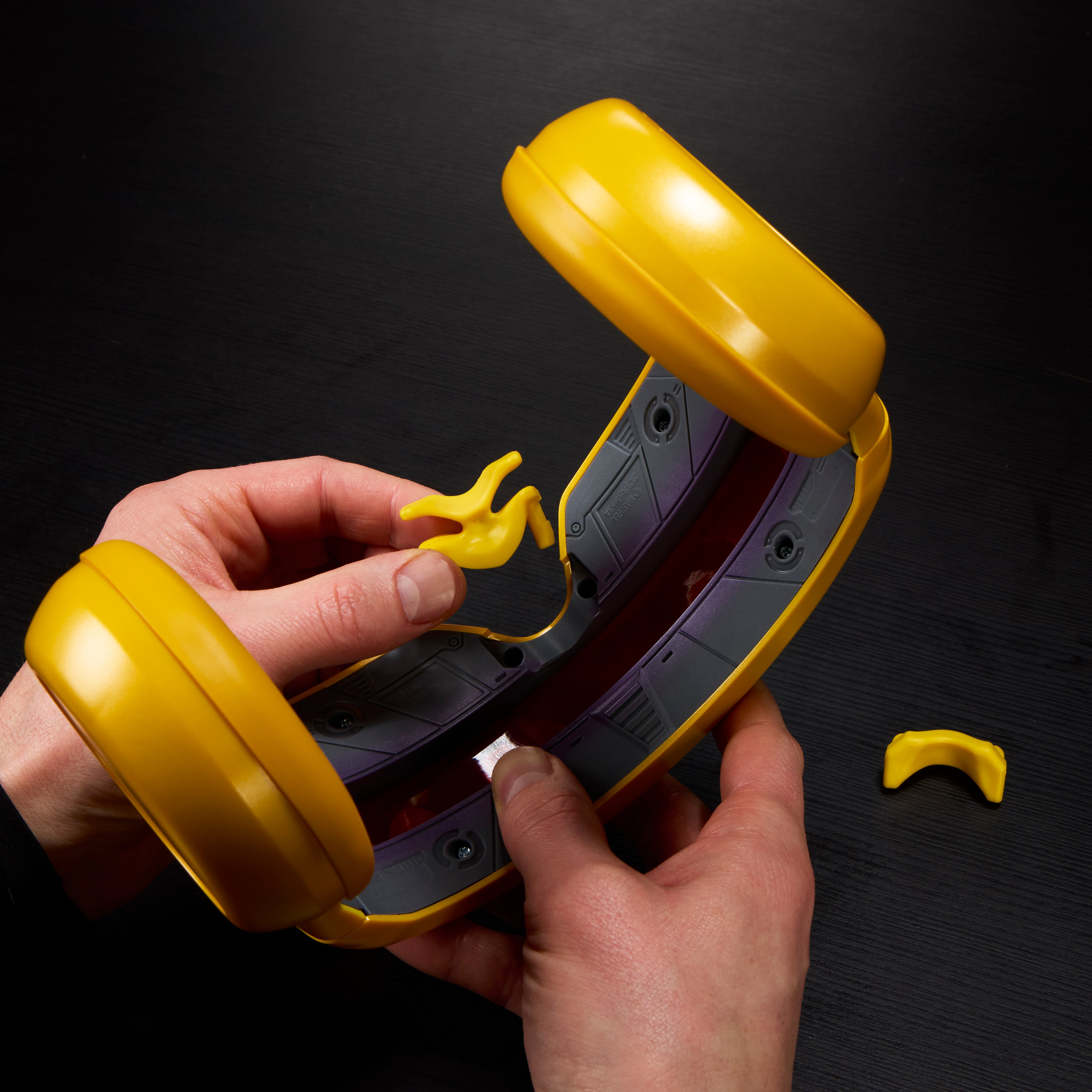X-Men '97 Marvel Legends Cyclops Premium Roleplay Visor Gallery Image 13
