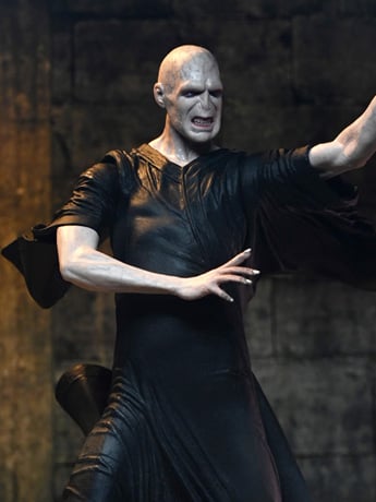 Harry Potter The Legacy Collection Lord Voldemort Action Figure Gallery Image 2