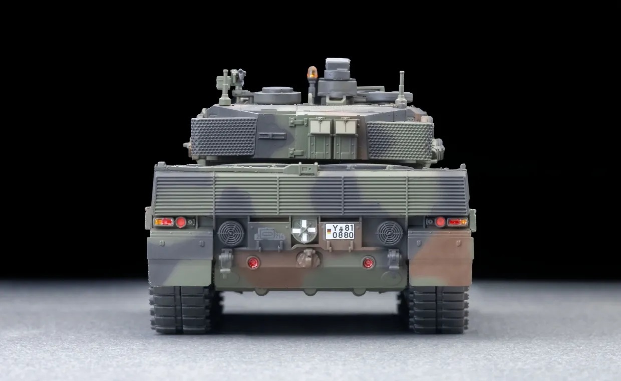 AS005 Leopard 2A5 1/64 Scale Model Gallery Image 8