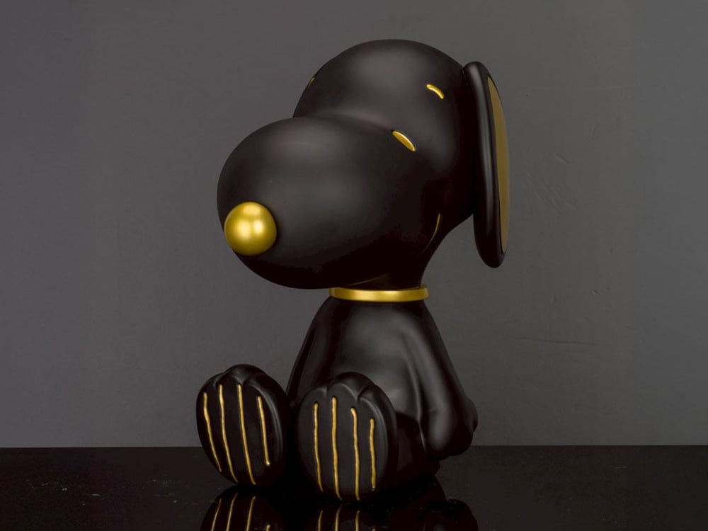 Peanuts VPB-018SP Snoopy (Black & Gold Version) Vinyl Piggy Bank
