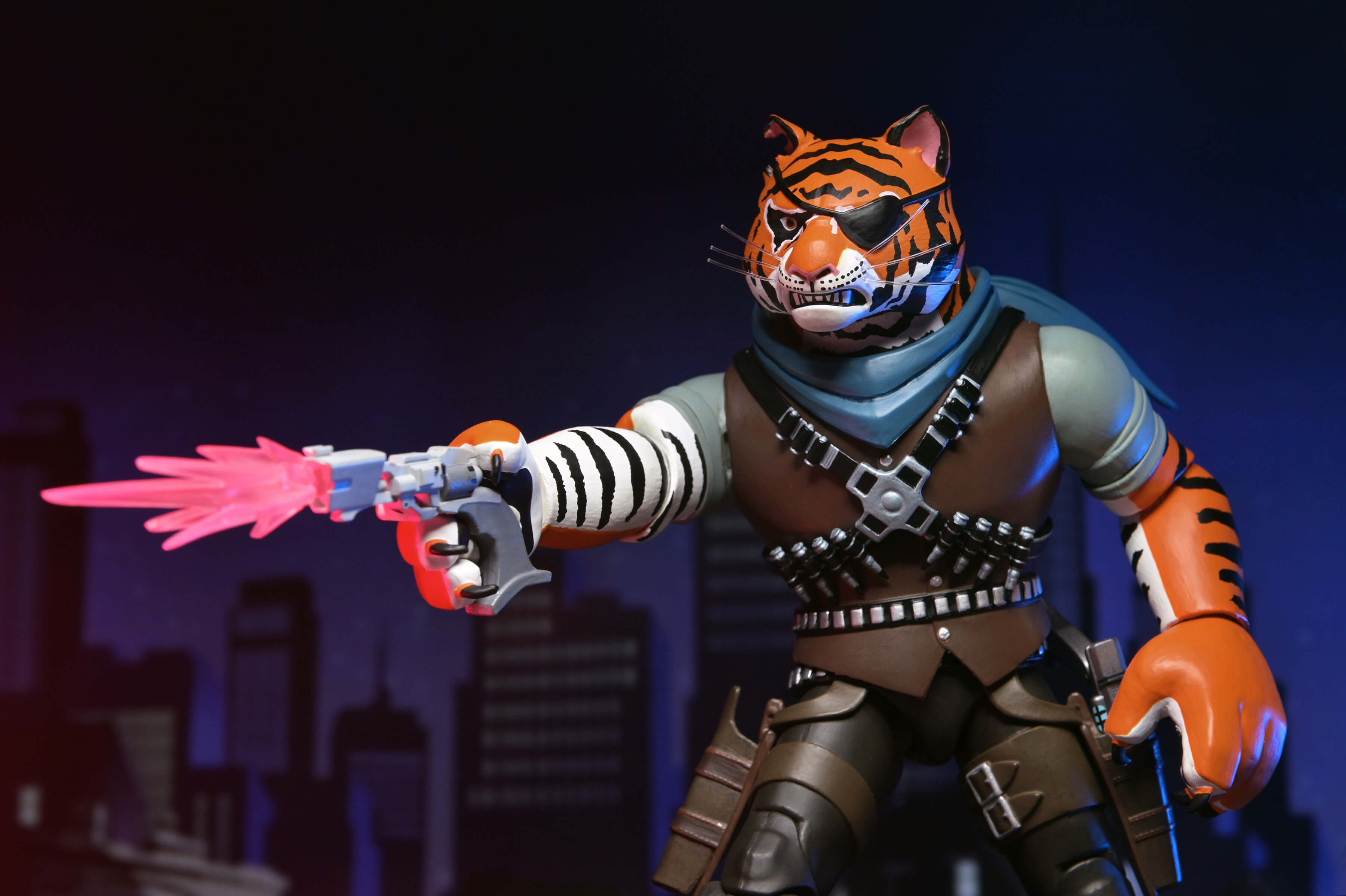 Teenage Mutant Ninja Turtles (2012) Ultimate Tiger Claw Action Figure Gallery Image 14