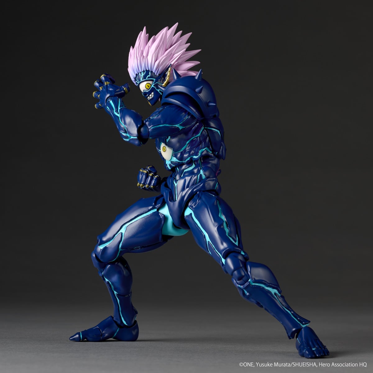 One-Punch Man Amazing Yamaguchi Revoltech NR121 Boros (Second Form Ver.) Action Figure Gallery Image 4