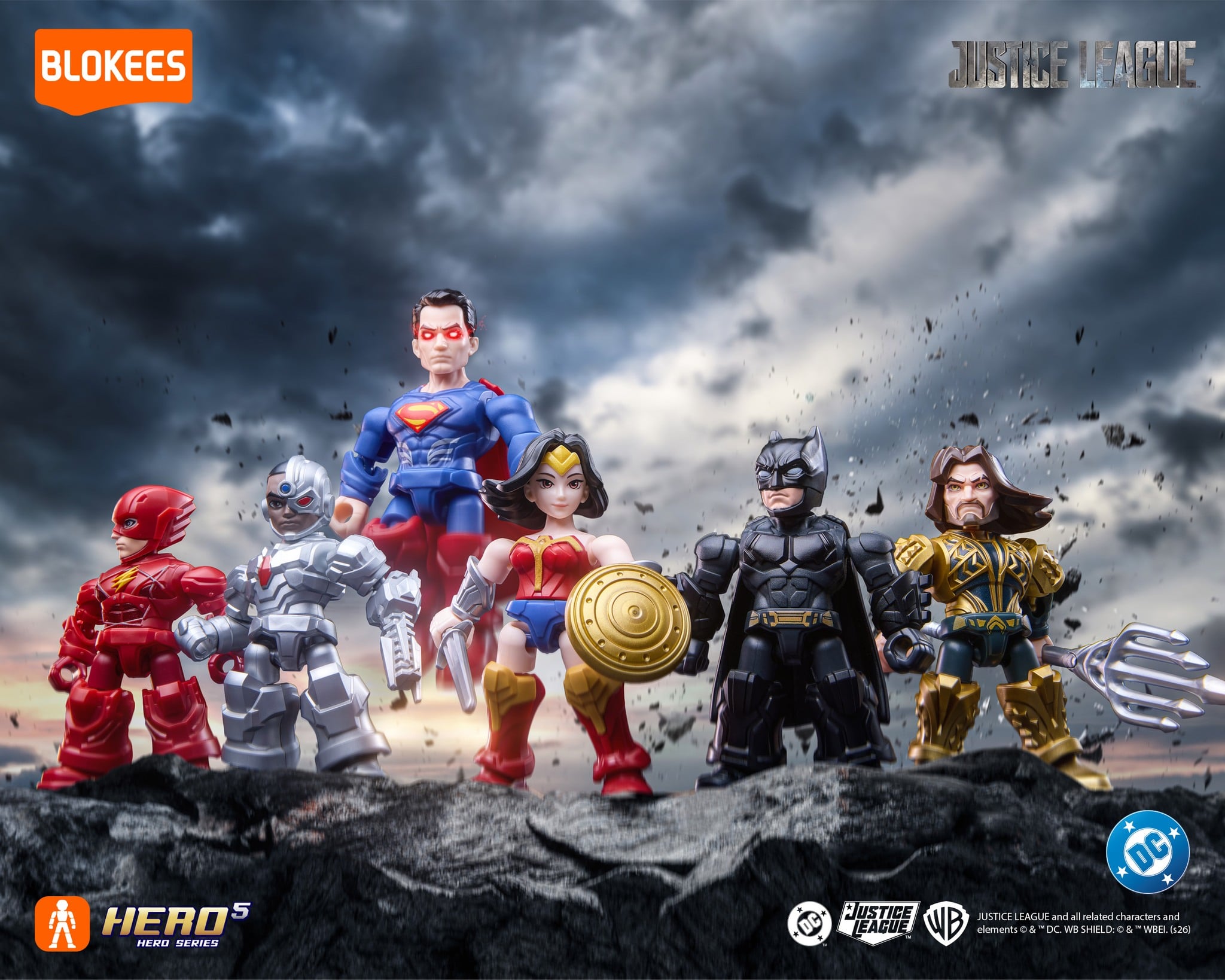 DC Comics Defender Vol. 2 Justice League Box of 12 Random Model Kits Gallery Image 4