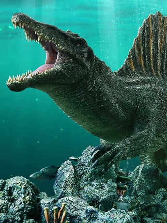 Jurassic World Rebirth Legacy Museum Collection Spinosaurus 1/15 Scale Statue Gallery Image 2