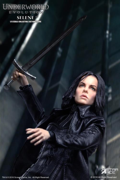 Underworld 2: Evolution Selene 1/6 Scale Figure Gallery Image 10