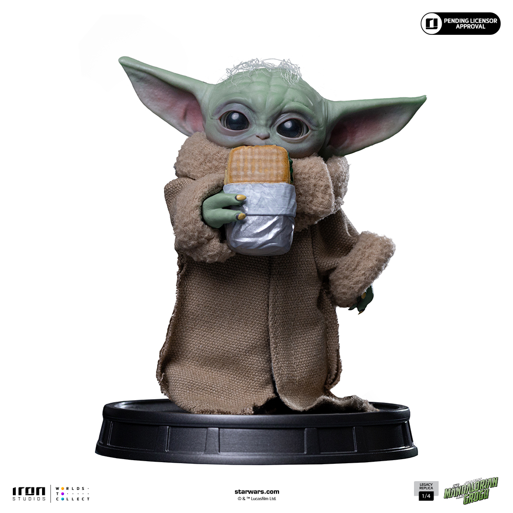Star Wars: The Mandalorian & Grogu Legacy Replica Grogu Food Cart Snack 1/4 Scale Statue Gallery Image 5