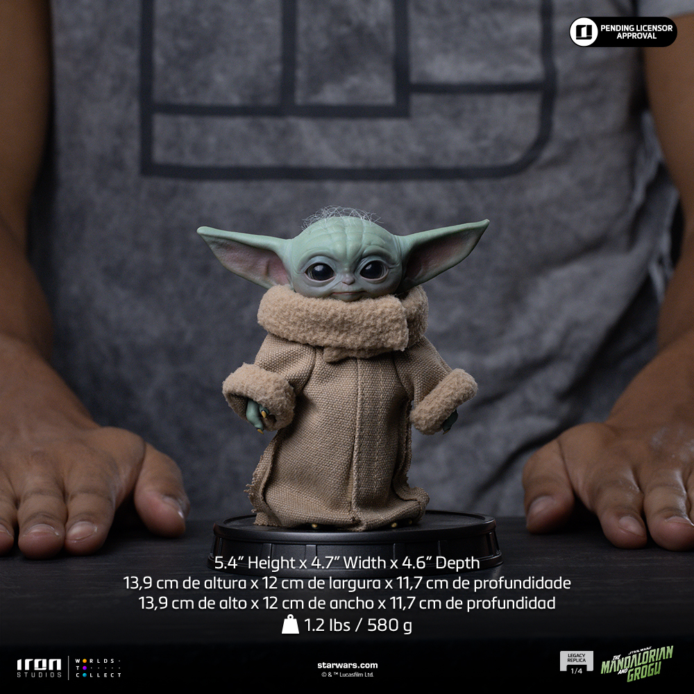Star Wars: The Mandalorian & Grogu Legacy Replica Grogu Always Curious 1/4 Scale Statue Gallery Image 6