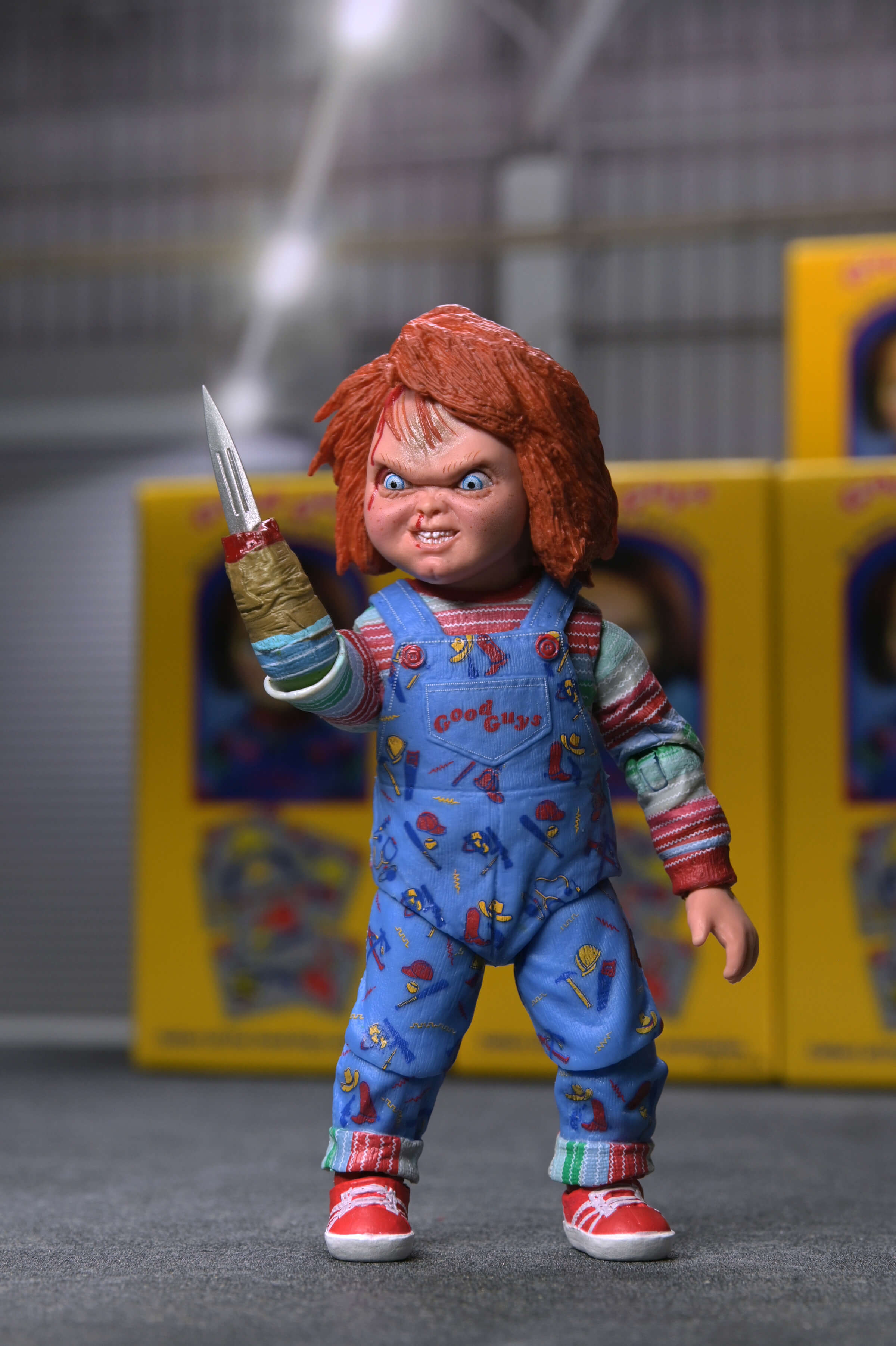 Child's Play 2 Ultimate Chucky Action Figure Gallery Image 6