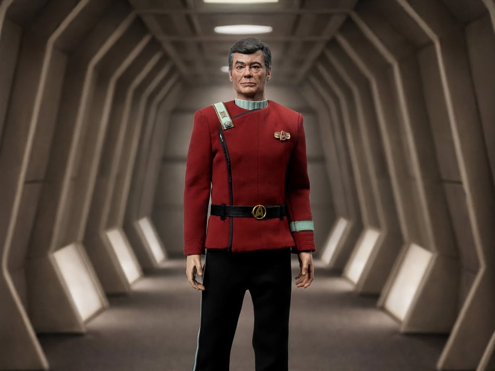 Star Trek: The Wrath of Khan Dr. Leonard McCoy (Kobayashi Maru Ver.) 1/6 Scale Action Figure Gallery Image 1