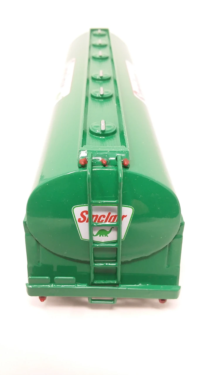 Sinclair Vintage White-Fruehauf Dino Gasoline Truck 1/48 Scale Model Kit Gallery Image 6