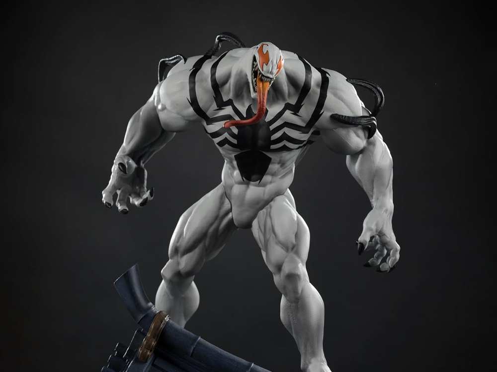 Marvel Rivals Venom Platinum (Chase) 1/6 Scale Figure