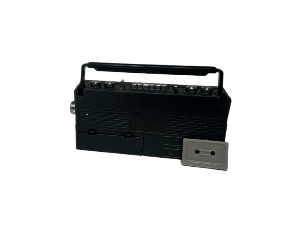 Mini Materials 1/12 Scale Boom Box Tape Player Gallery Image 8