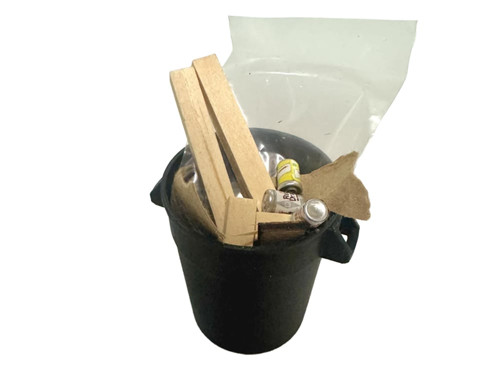 Mini Materials 1/12 Scale Large Trash Can Gallery Image 6
