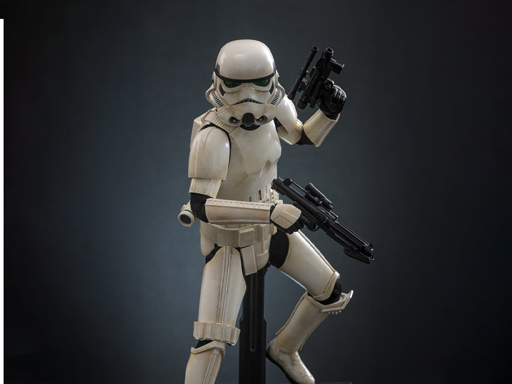 Star Wars: The Mandalorian & Grogu MMS836 Imperial Remnant Stormtrooper 1/6th Scale Collectible Figure Gallery Image 1
