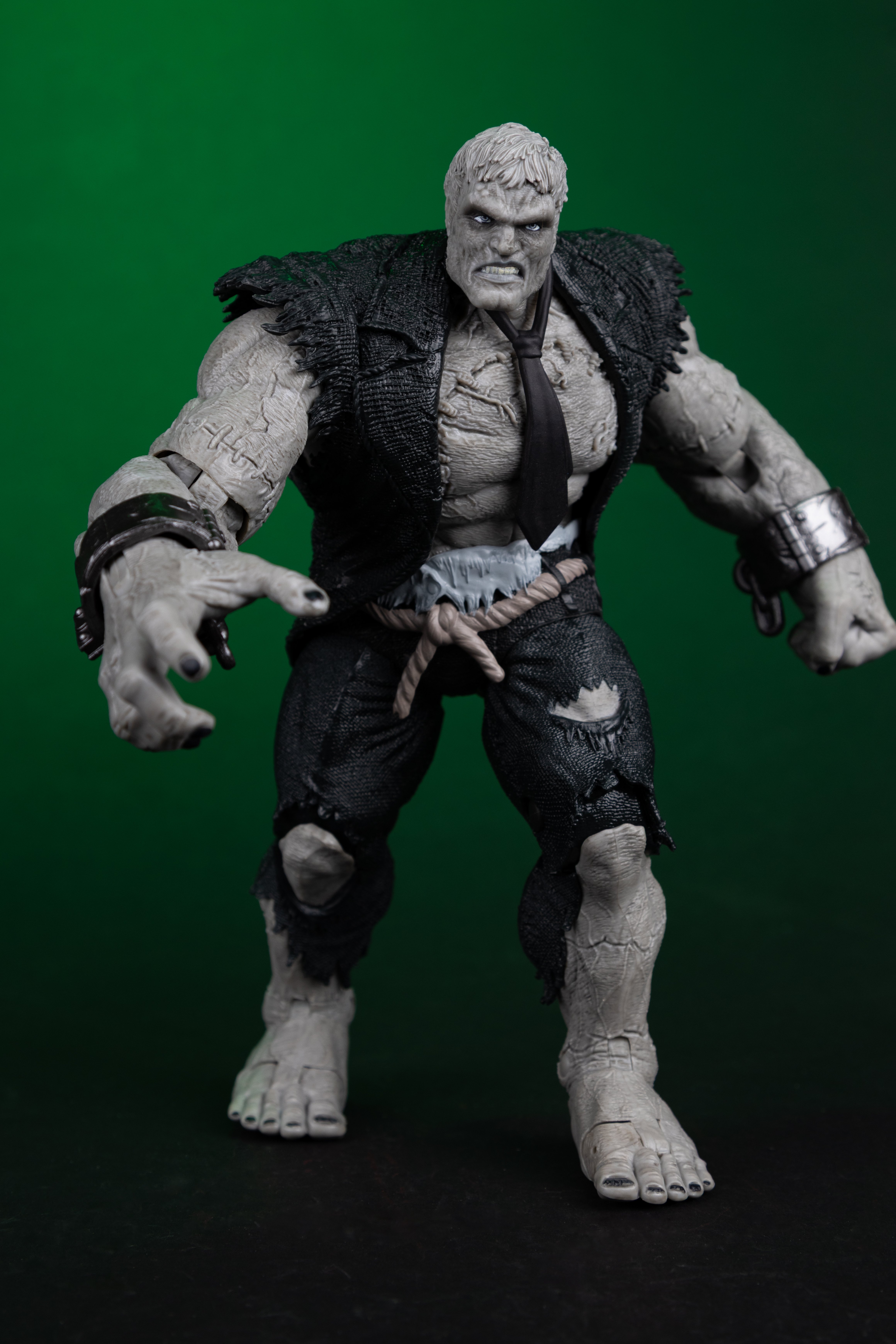 JSA DC Multiverse Solomon Grundy vs. Green Lantern Action Figure Two-Pack Gallery Image 6