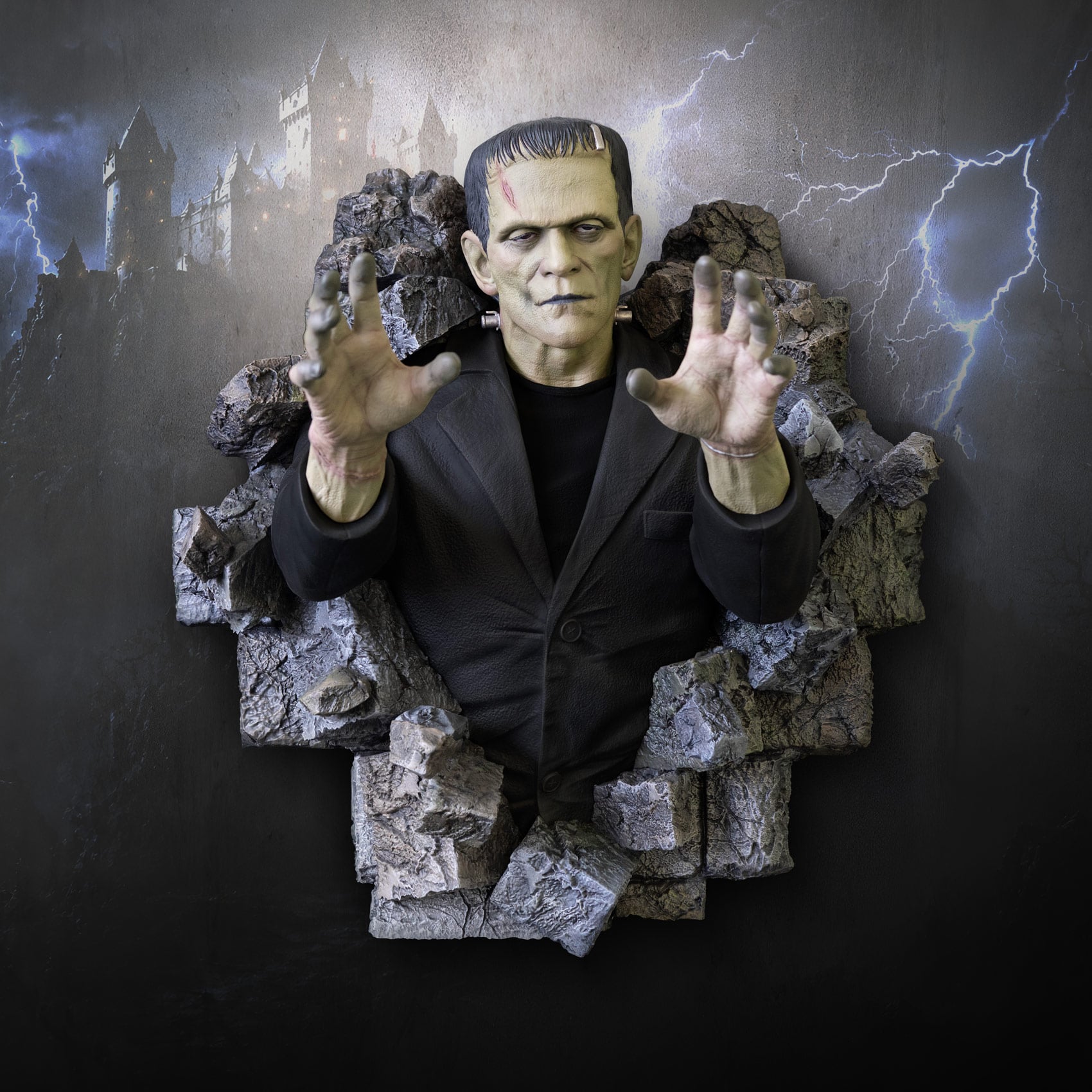 Frankenstein (1931) Frankenstein's Monster Life-size Limited Edition Wall Sculpture Gallery Image 10