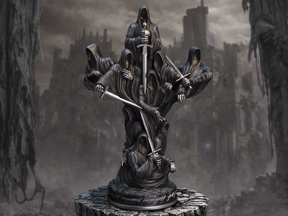 The Lord of the Rings Ringwraiths of Middle-earth Figurine Gallery Image 1