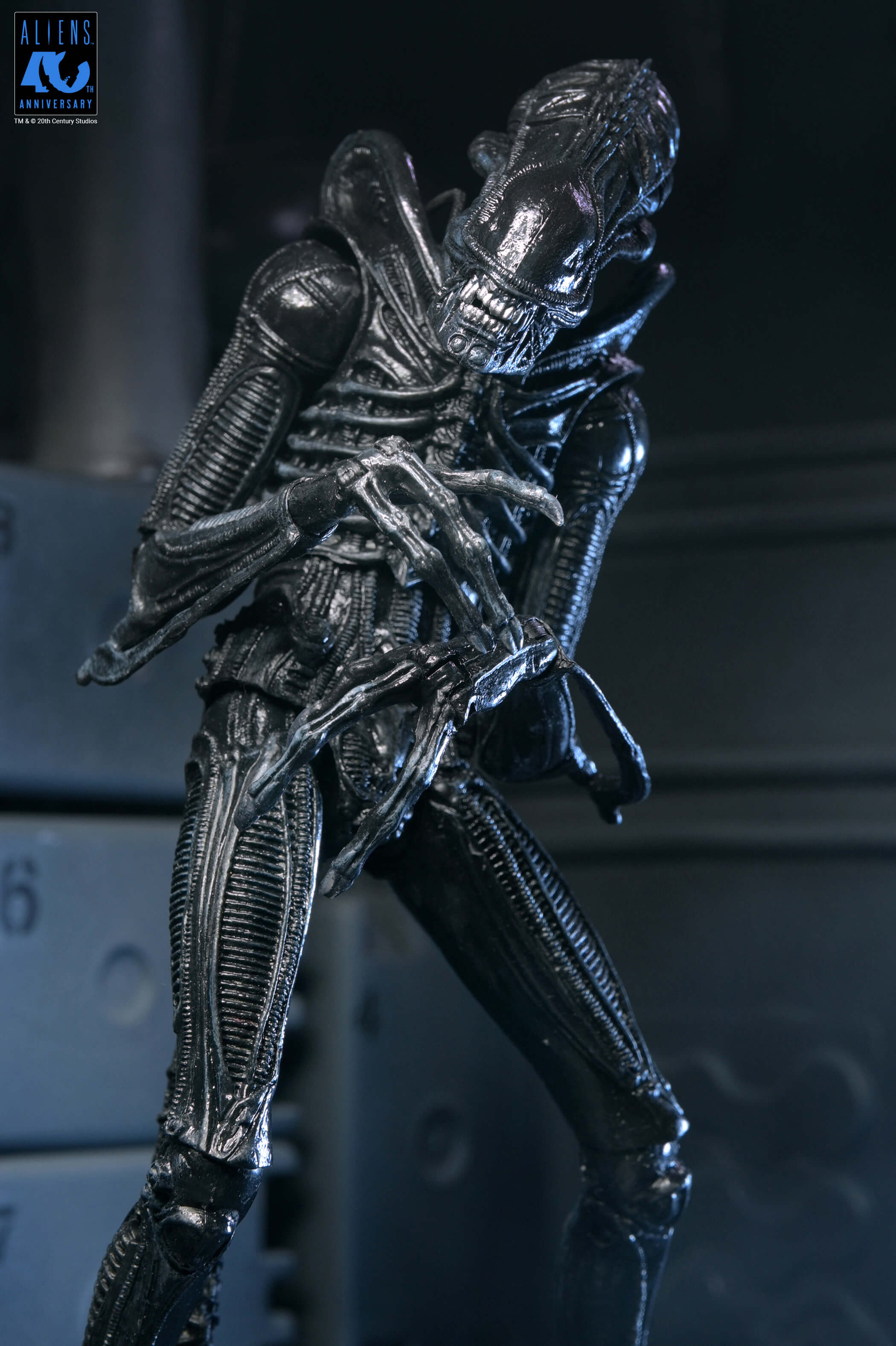 Aliens 40th Anniversary Ultimate Warrior Xenomorph Action Figure Gallery Image 5
